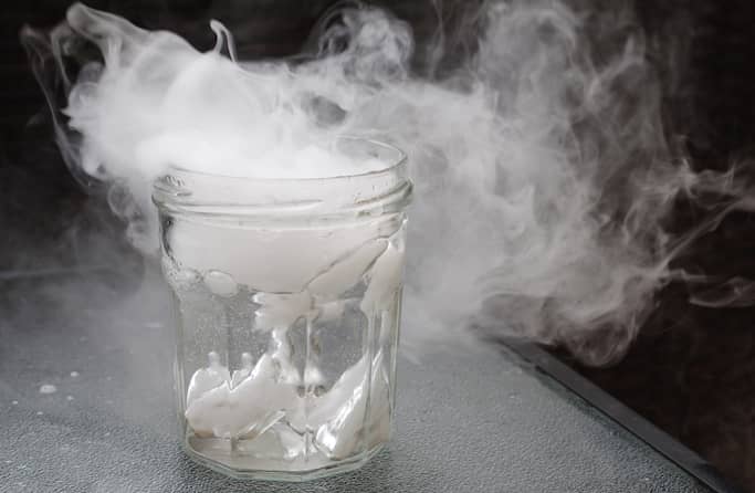 17 Uses of Dry Ice   Commercial  Industrial    Scientific Uses   Techiescientist - 64